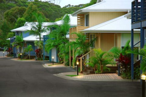 Flynns On Surf Beach Villas - Accommodation Sydney 0