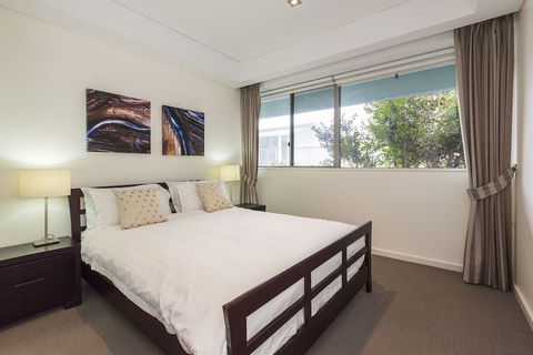 Gallery Serviced Apartments - Sydney 4u 6