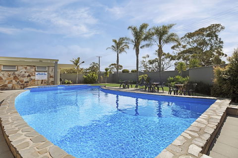 Adelaide Road Motor Lodge - Accommodation Sydney 2