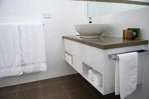 Narooma Waters Retreat - Accommodation Sydney 0