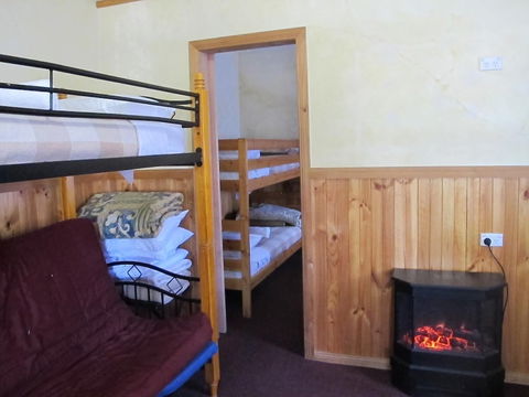 Cedar Lodge Cabins - Sydney 4u 6