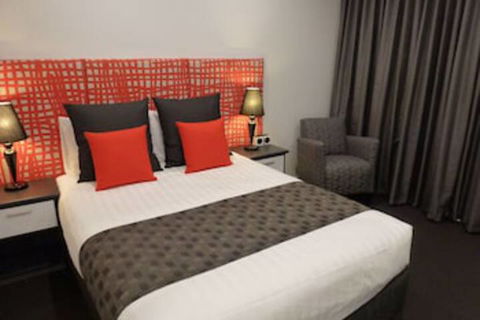 Golden Chain Tower Motor Inn - Sydney 4u 0
