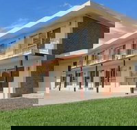 Seven Pines Motor Inn - Accommodation Sydney