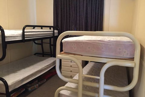 Eleven From The Left - Accommodation Sydney 2