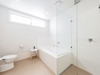 Seas The Day 41B Ocean Avenue - Accommodation Sydney 6