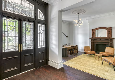 Farmers Home Hotel - Sydney 4u 3