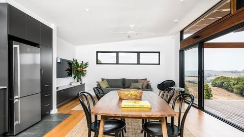 Your Luxury Escape - Carinya Cottages 4 - Accommodation Sydney 5