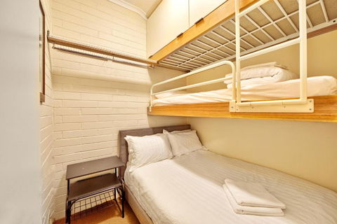 Snow Ski Apartments 16 - Sydney 4u 6