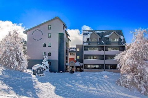 Snow Ski Apartments 32 - Sydney 4u 3
