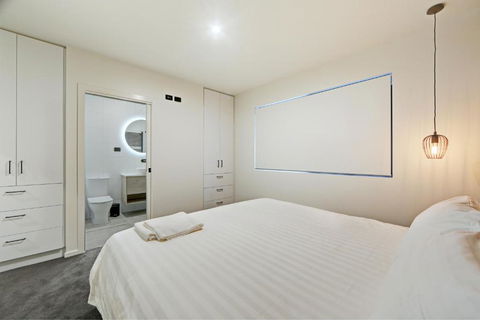 Snow Ski Apartments 32 - Sydney 4u 6