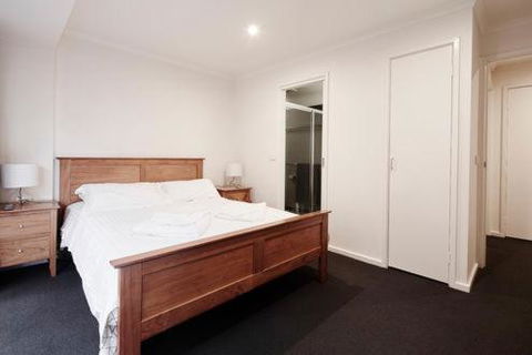 Elkhorn 12 - Accommodation Sydney 3