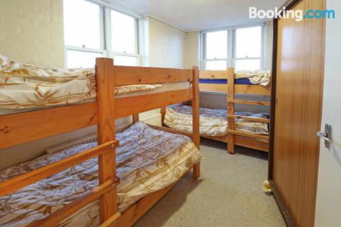 Beehive 9 - Accommodation Sydney 4