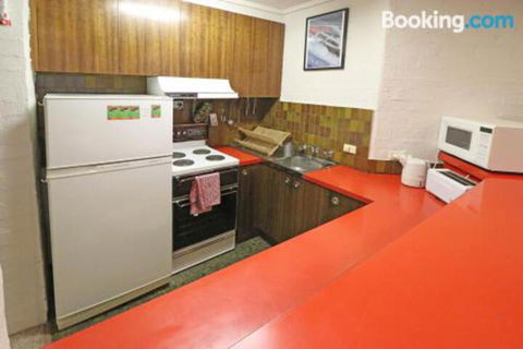 Beehive 9 - Accommodation Sydney 3