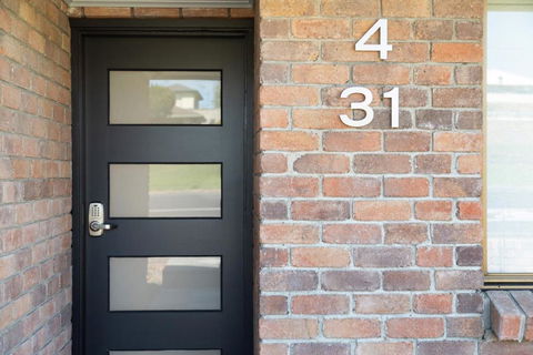 City Four Apartment - Sydney 4u 2