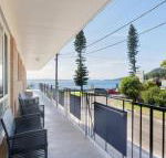 1 Shoal Towers 11 Shoal Bay Road fantastic unit across the road from beach - Accommodation Sydney