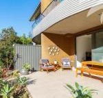 Boom 8 - Accommodation Sydney