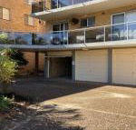 13 Parkview 11 13 Catalina Close great location unit with a locked garage - Accommodation Sydney