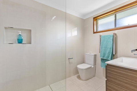 Kalimna Lakeside Living - Sydney 4u 3