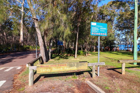 Kalimna Lakeside Living - Sydney 4u 5