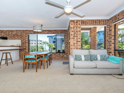 COLUMBIA VIEWS 2 / 9 COLUMBIA CLOSE AIRCON WIFI NETFLIX VIEWS & BOAT PARKING - Accommodation Sydney 2