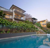 Absolute Waterfront Lakehouse Fishing Point Waterfront Pool Jetty - Sydney 4u
