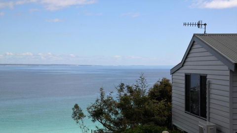 SEA EAGLE COTTAGE Amazing Views Of Bay Of Fires - Accommodation Sydney 3
