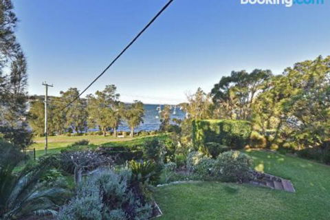 Wangi Waterfront Delight 1bdr Studio - Sydney 4u 0