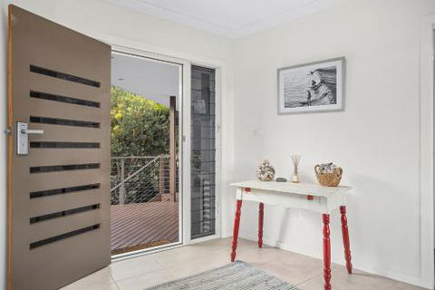 Coastal Retreat - Accommodation Sydney 1
