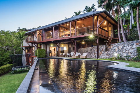 Iluka Luxury House With Ocean Views On Half Acre With Pool And Two Golf Buggies - Sydney 4u 0