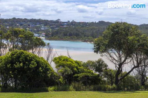 Seaside Parade 9 Dolphin Point - Accommodation Sydney 0
