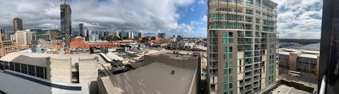 RNR North Terrace - Sydney Resort 1