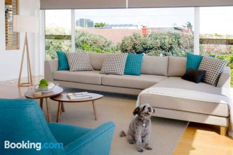 Anchor Beachfront Retreat - Sydney 4u 6