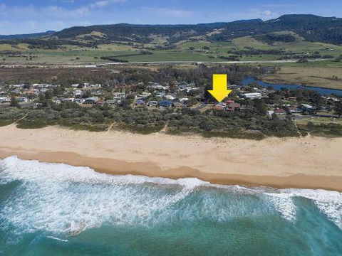 THE PACIFIC Werri Beach Gerringong 4pm Check Out Sunday - Accommodation Sydney 0