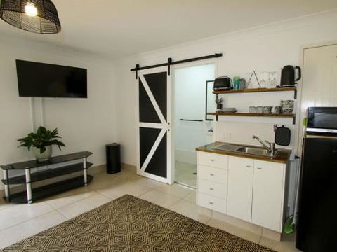 Studio 9 - Sydney 4u 5