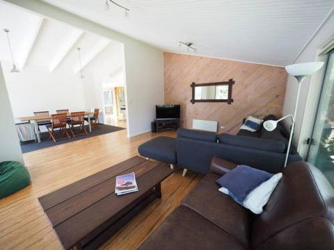 Sleepy Hollow Sandy Point - Sydney 4u 4