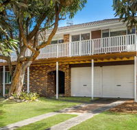 TREETOPS at WERRI BEACH Gerringong 4pm Check Out on Sundays - Accommodation Sydney