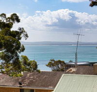 Views of Shoal Bay 75 Ronald Ave views  air con - Accommodation Sydney