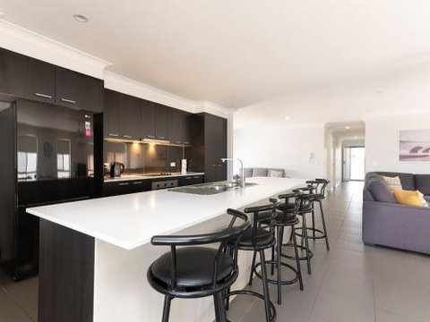 Ningadhun 50 The Drive Yamba - Accommodation Sydney 1