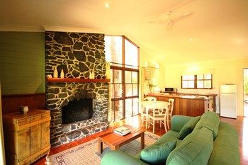 Galnyamba.Friday Creek Retreat - Sydney 4u 1
