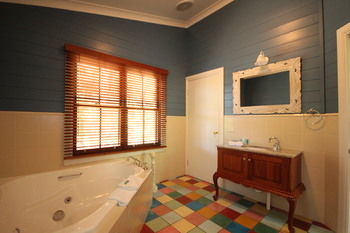Galnyamba.Friday Creek Retreat - Sydney 4u 4