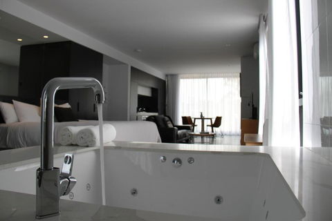 Hepburn Springs Escape Villa 7 - Accommodation Sydney 5