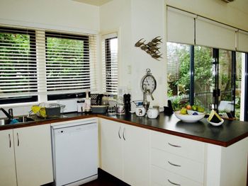 Seashells - Sydney Resort 1