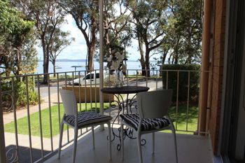 Shipmates Unit 1 / 51 Christmas Bush Avenue - Accommodation Sydney 6