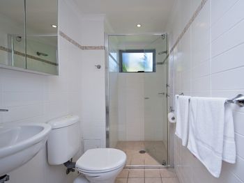 Shoal Bay Beachclub Level G Bayside 07 - Accommodation Sydney 5