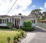 Rubys Retreat 44 Achilles Street - Accommodation Sydney