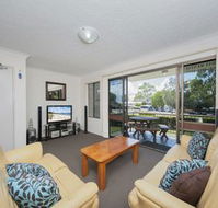 Tradewinds Unit 1 / 110 Victoria Parade - Accommodation Sydney