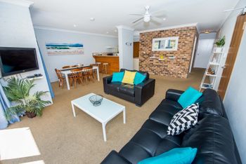 Tristani Bay Parklands Unit 73 / 2 Gowrie Avenue - Accommodation Sydney 0