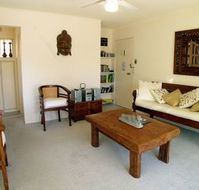 Shipmates Unit 4 / 51 Christmas Bush Avenue - Accommodation Sydney