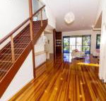 The Holiday House - Accommodation Sydney