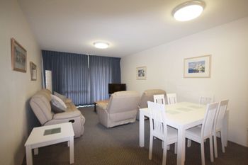 Radburn Unit 2 17 Ondine Close - Accommodation Sydney 0